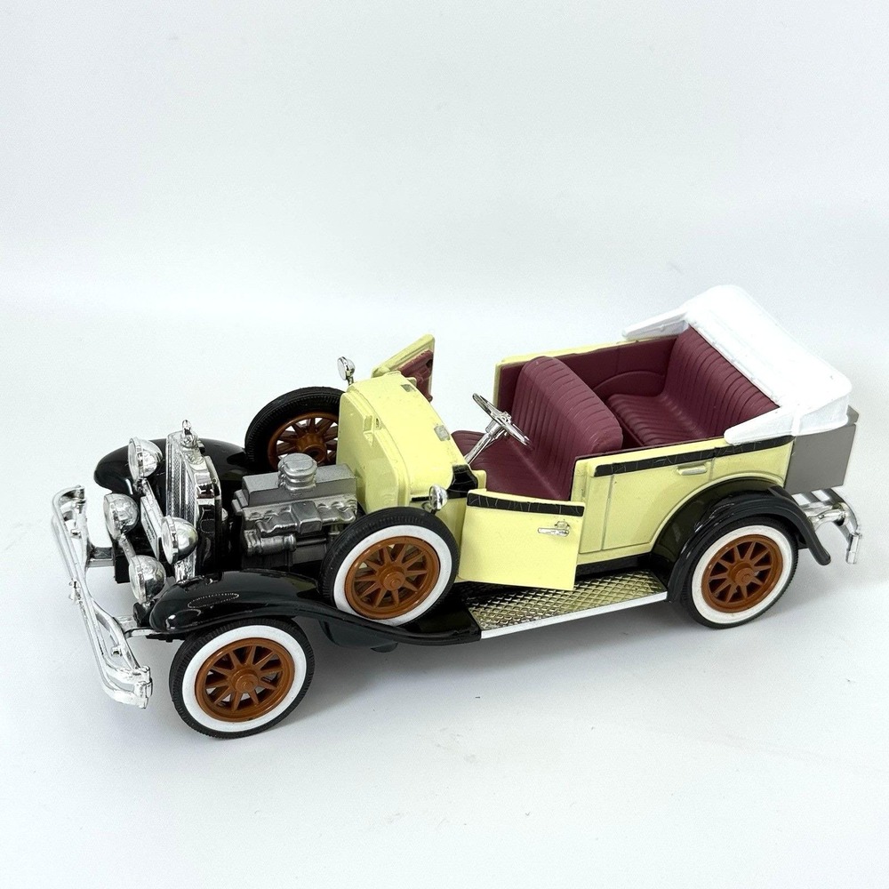 VTG 2004 Buick Marquette Phaeton 1930 Diecast‎ Car 1:32 Cream Black Model China